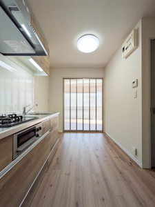 ロマンシー小林　＊＊ A0202号-6