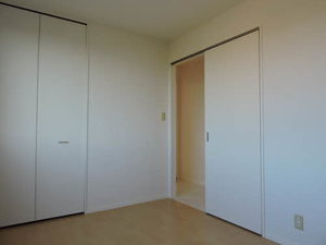 ルミエール桜坂 B棟 * B0102号-5