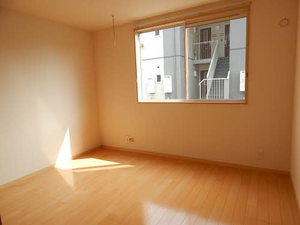 グランシャリオ　Ｃ棟　＊＊ C0102号-12