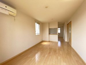 グランシャリオ　Ｄ棟　＊＊ D0202号-2