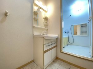 グランシャリオ　Ｄ棟　＊＊ D0202号-5