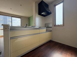 ウエストガーデン　＊＊ A0203号-3