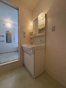 ウエストガーデン　＊＊ A0203号-8