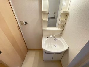 フルールＭ　Ｂ棟　＊＊ B0201号-7