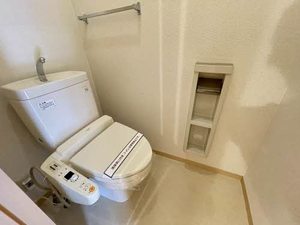 フルールＭ　Ｂ棟　＊＊ B0201号-8