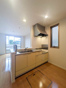 ライフステージ長嶺 A棟 ** A0101号-3