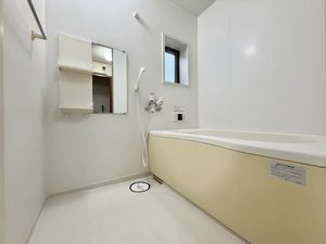 モンポエーム Ⅱ棟 ** B0103号-4