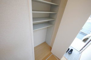サンリッチ　Ｈ棟　＊＊ H0201号-10