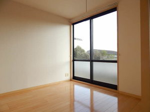 サープラス南林　＊ A0102号-4