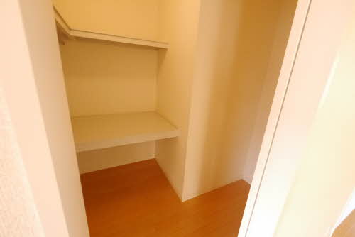 ウェルシー　Ⅱ棟　＊＊ B0102号-6