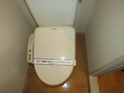 ルミエールリョウスイ　＊＊ A0201号-8