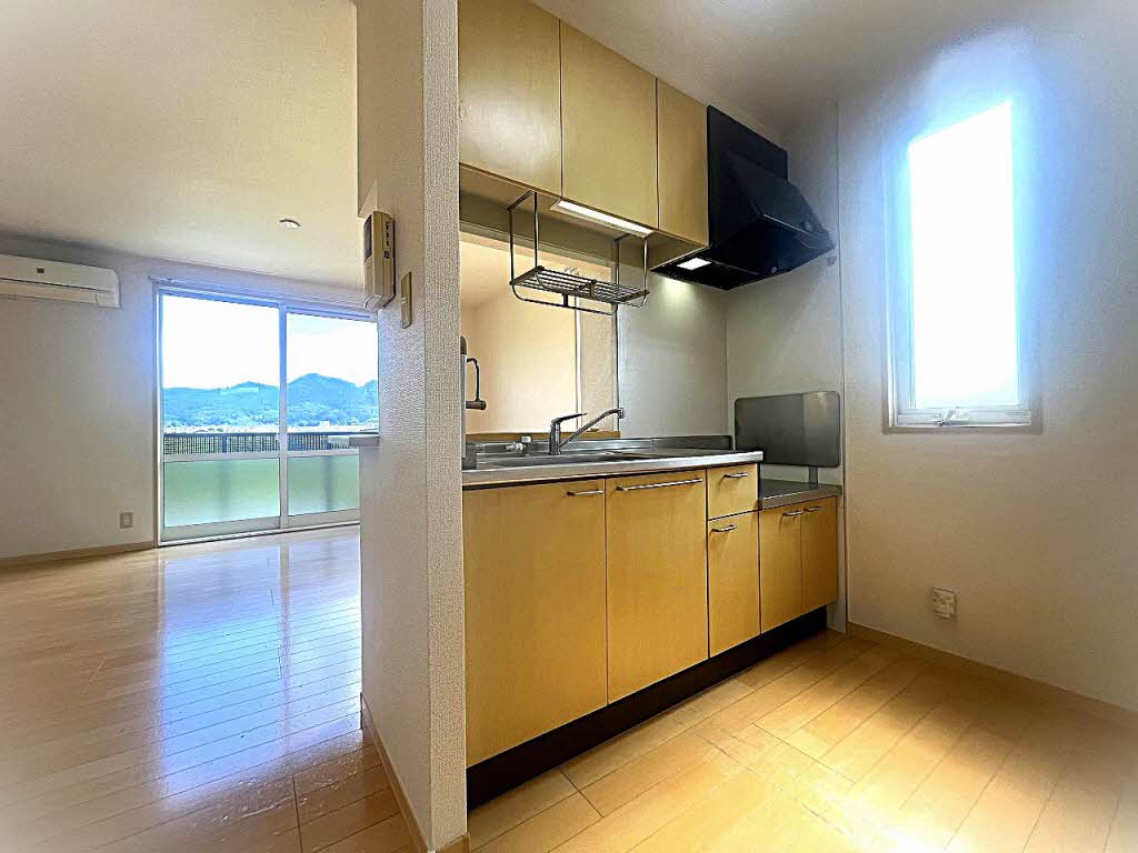 メゾンポラリス　Ⅰ棟　＊＊ A0202号-3