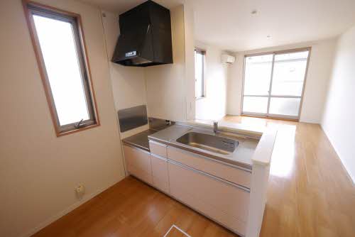 メゾンルートアイ　＊＊ A0101号-2