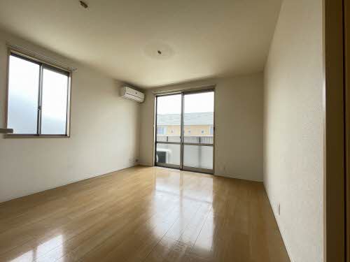 メゾンアンリシール A棟 A0201号-2