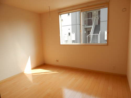 グランシャリオ　Ｃ棟　＊＊ C0102号-12