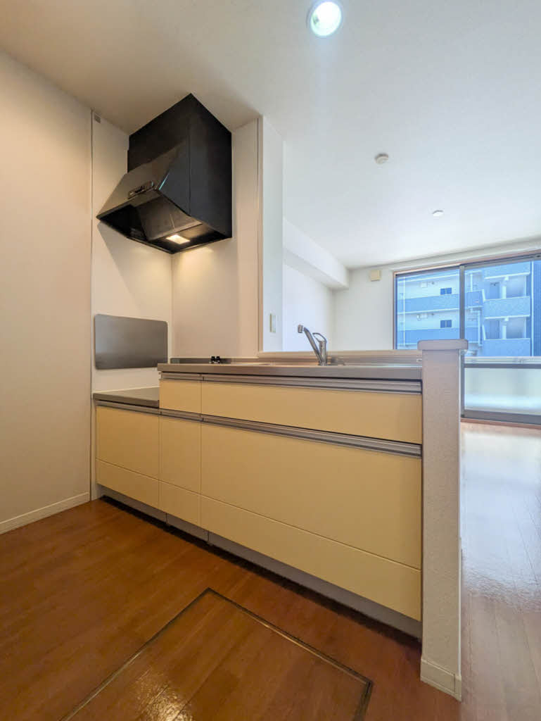 ウエストガーデン　＊＊ A0102号-4