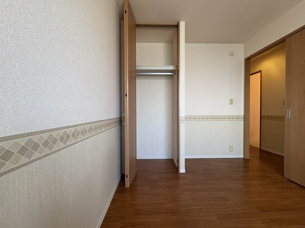 ウエストガーデン　＊＊ A0203号-7