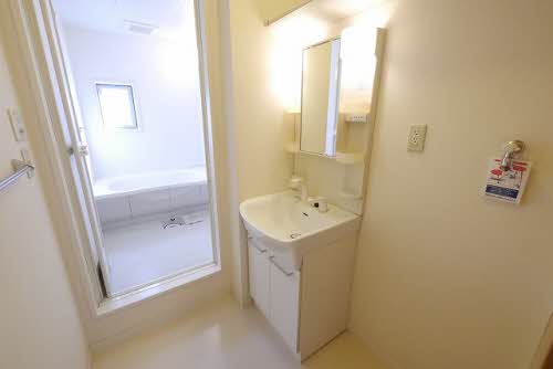 ヴィラ　弐番館　＊＊ B0201号-7