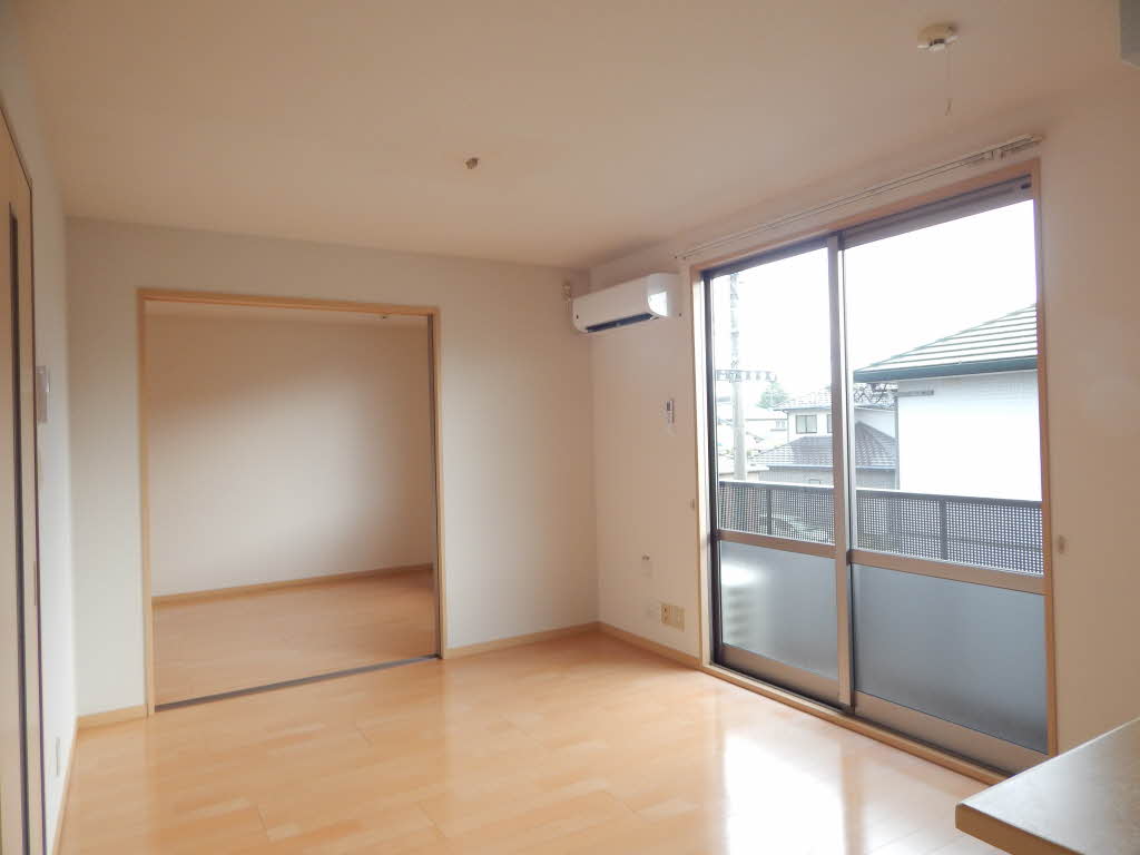 ドミール　Ｃ棟　＊＊ C0202号-3