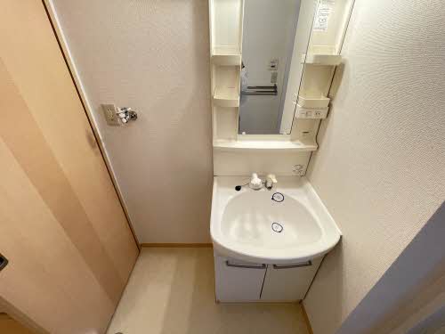 フルールＭ　Ｂ棟　＊＊ B0201号-7