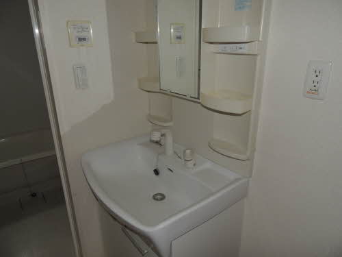 ファミリーアーレ小津奈木　＊＊ A0104号-4