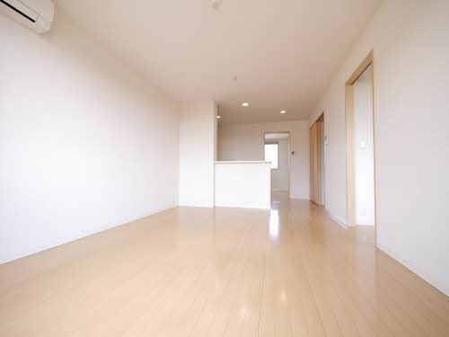 シャーメゾン・ド・カメリア　Ⅱ番館　＊ B0102号-2