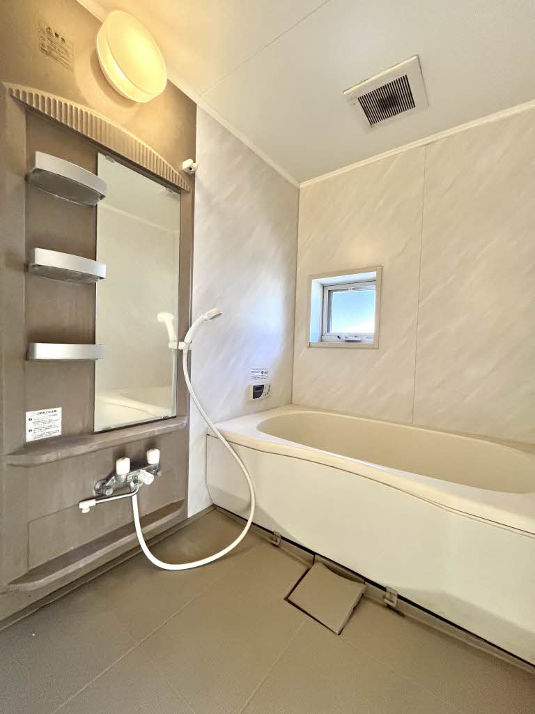 クレセオＡＫＩ　＊ A0201号-4