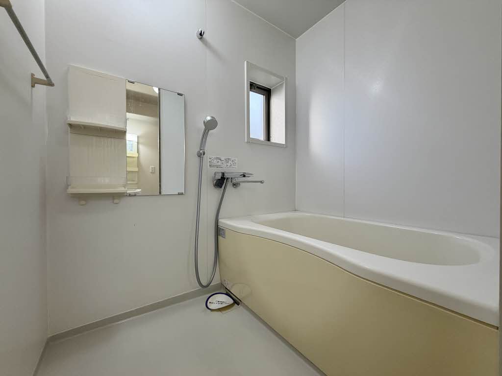 メイプルハイツ　＊＊ A0102号-4