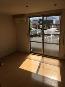 エステル　Ａ棟　＊ A0101号-8