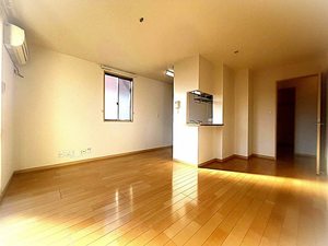 エステル　Ａ棟　＊ A0103号-2