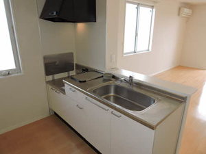 クレセオ B棟 B0202号-2