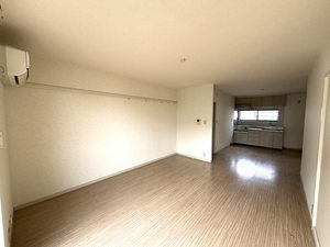 ヴィラージュ松倉 A棟 A0102号-2