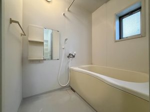 コオリナ　Ｂ棟　＊＊ B0101号-4