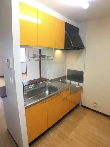 サニーコートYA Ⅱ ** A0201号-3