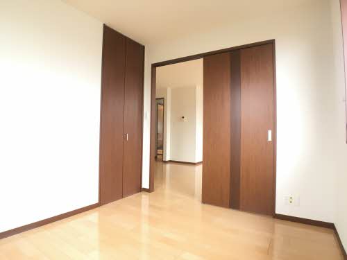 サニーコートYA Ⅱ ** A0201号-4