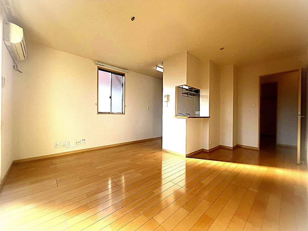 エステル　Ａ棟　＊ A0103号-2