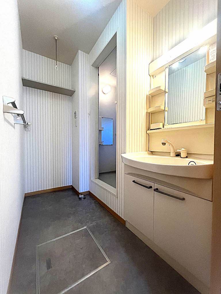 エステル　Ａ棟　＊ A0103号-5