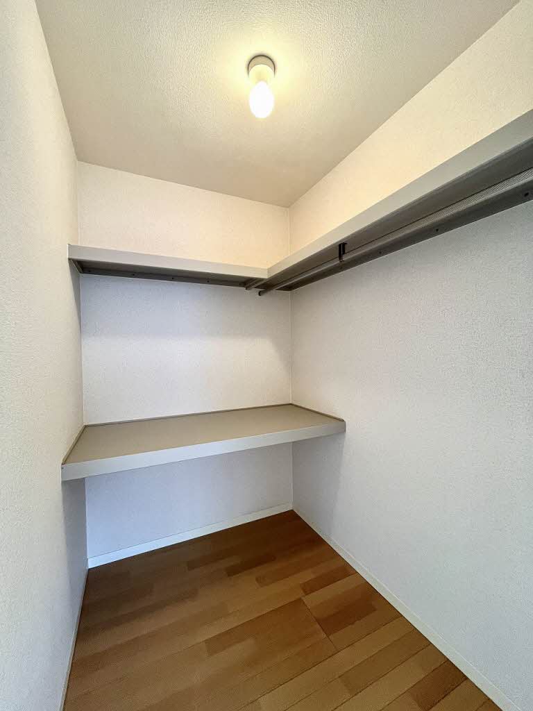 クレセオ　Ｂ棟　＊ B0101号-8