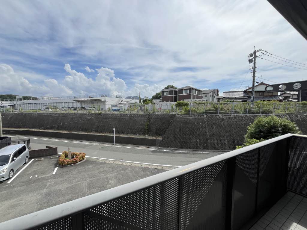 シャーメゾン新宮　Ａ棟　＊ A0202号-5