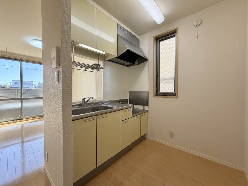 アラモアナ　Ｂ棟　＊＊ B0104号-3