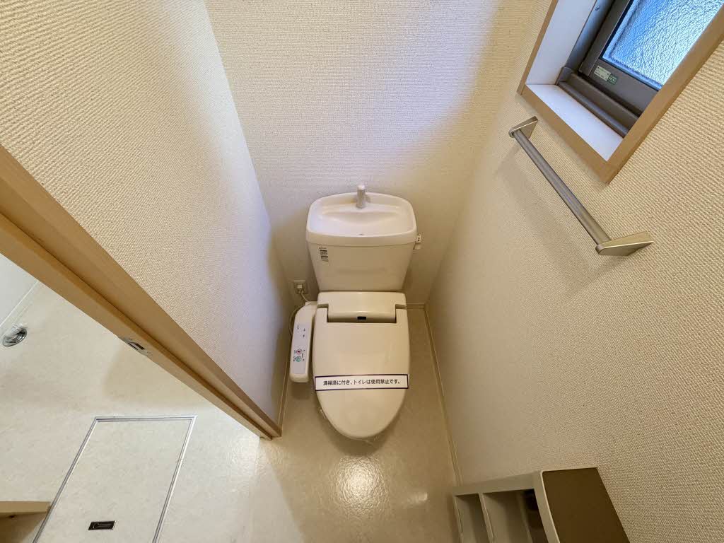 アラモアナ　Ｂ棟　＊＊ B0104号-6