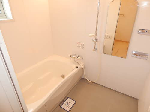 Ｎ・Ｙボンジュール　Ⅱ棟　＊ B0101号-9