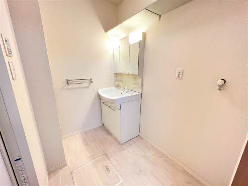 ビラ産島　壱番館　＊＊ A0101号-6