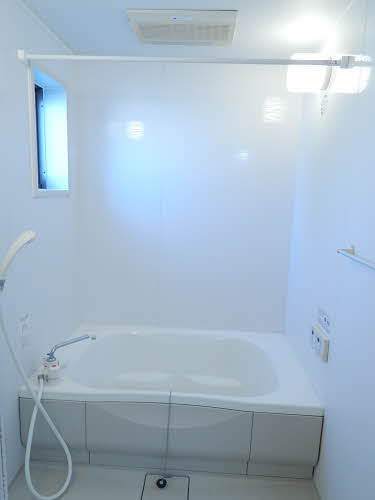 フェリーチェ桜坂 E棟 * E0103号-4