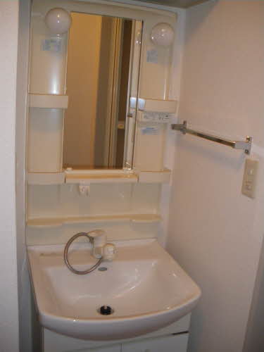 ブライトン麦野　Ｂ棟　＊＊ B0201号-5