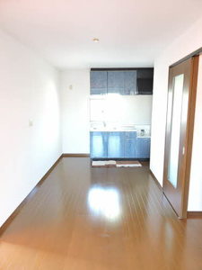 エポックサンハイム　Ｅ棟　＊＊ E0201号-3