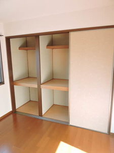 エポックサンハイム　Ｅ棟　＊＊ E0201号-9