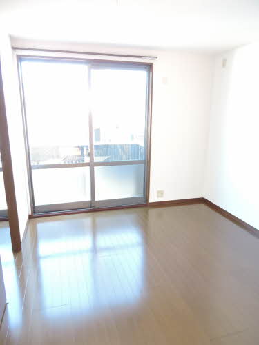 エポックサンハイム　Ｅ棟　＊＊ E0201号-7