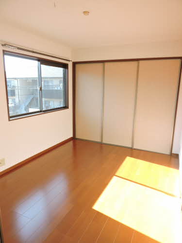 エポックサンハイム　Ｅ棟　＊＊ E0201号-8