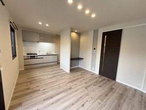 ソレイユ三苫　Ｂ棟　＊＊ B0201号-2